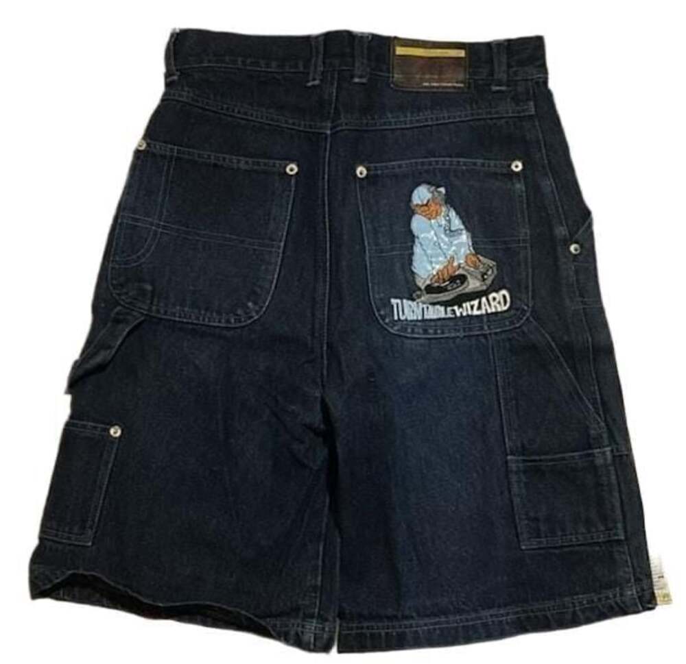 UrbanXS 'Turntable Wizard' Vintage Embroidered Denim Cargo Shorts sz14